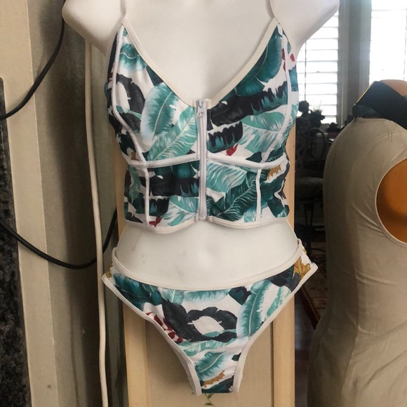 Unbranded Other - Swim suit 2 piece NEW w/o tags Says Lg Fits Med perfectly Zippered top  So Cute!